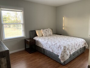 3 Schlafzimmer, Bügeleisen/Bügelbrett, kostenloses WLAN, Bettwäsche