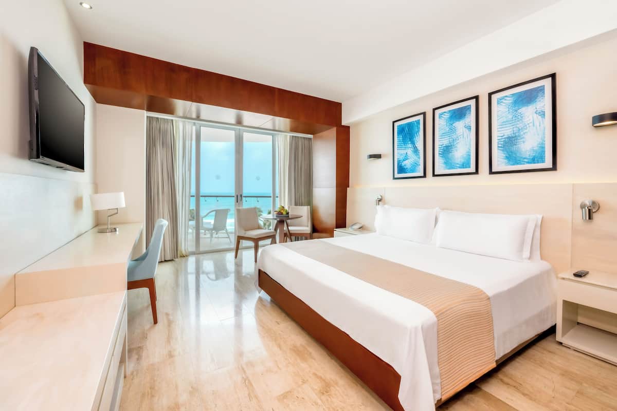 Altitude Suite King, Boulevard View | 1 soveværelse, premium-sengetøj, dundyner, senge med topmadrasser