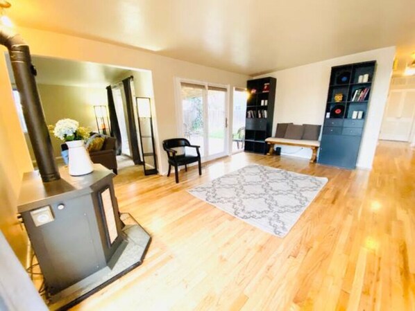 Interior - Mid-Century Modern Boise Bench Home Near Airport and Downtown with Theater Room (Boise)