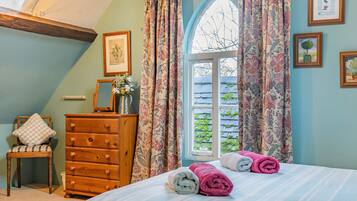1 chambre, Wi-Fi gratuit, draps fournis