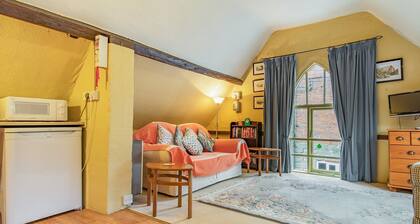 1 bedroom accommodation in Shirley, near Ashbourne