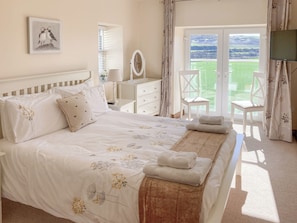4 Schlafzimmer, kostenloses WLAN, Bettwäsche