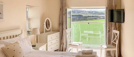 4 chambres, Wi-Fi gratuit, draps fournis