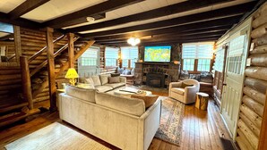 Unclassified image, 5 of 49, button - Lakefront Cabin w/ Hot Tub, Views & Fireplace (Lake Harmony)