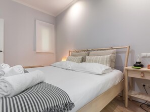 1 bedroom, soundproofing, iron/ironing board, internet - Madrid Río - One-bedroom apartment (Madrid)