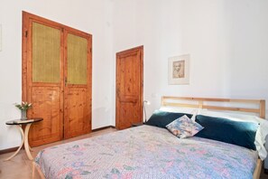 1 室のベッドルーム、アイロン / アイロン台、WiFi、ベッドシーツ