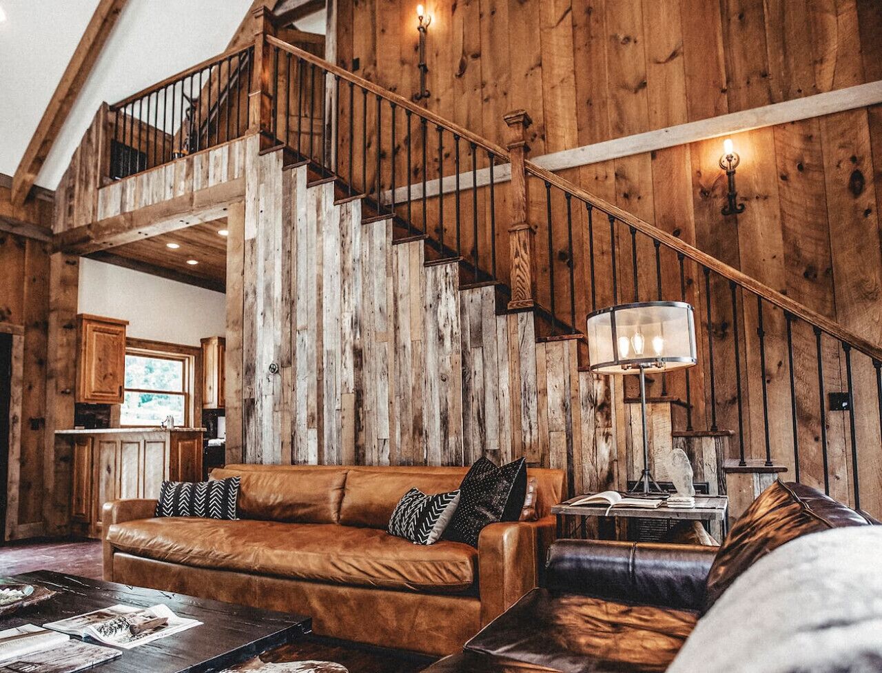 智能电视、壁炉、桌上足球、书