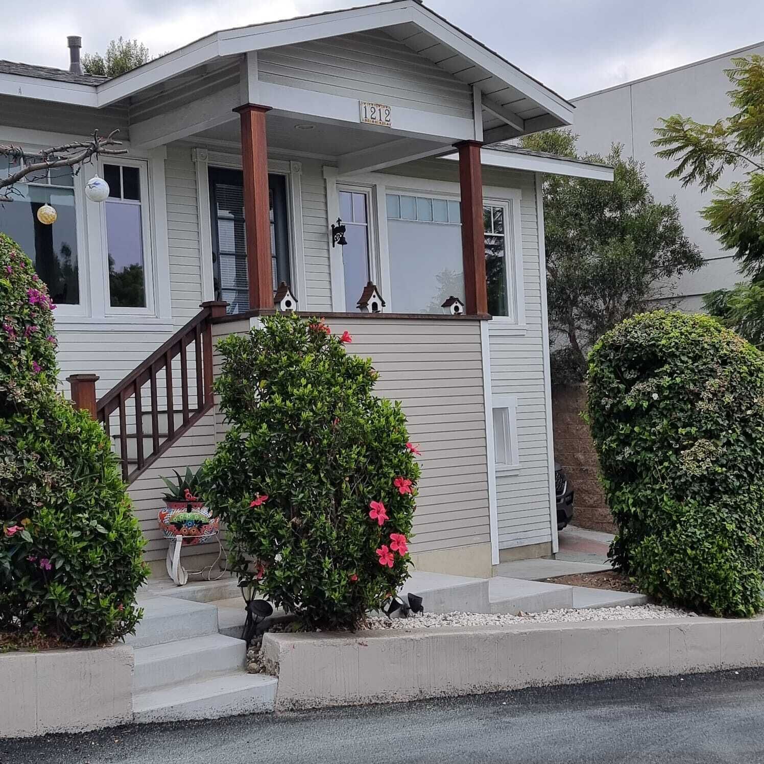 Unique amazing ocean view, ideal for long term, full equipment, washer and dryer