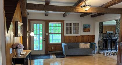 Cottage next to National Park, lakes, ski resort and so much more!