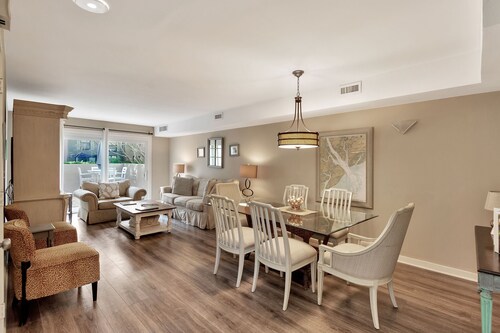 2 BR TH 1.5 Bath Sofa Bed Sleeps 6 Harbour View with Patio Pool WIFI