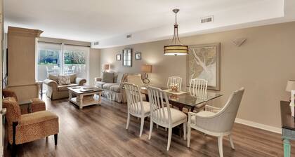 2 BR TH 1.5 Bath Sofa Bed Sleeps 6 Harbour View with Patio Pool WIFI