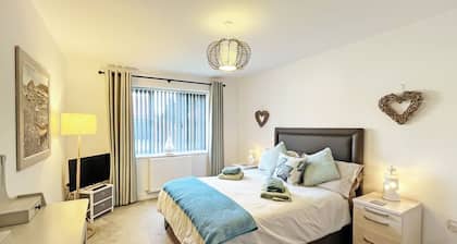 A lovely coastal retreat that’s the perfect base for exploring the area.