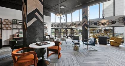 MICH AVE #5|Safe DTown Grant Park, Museums 2bd/2ba