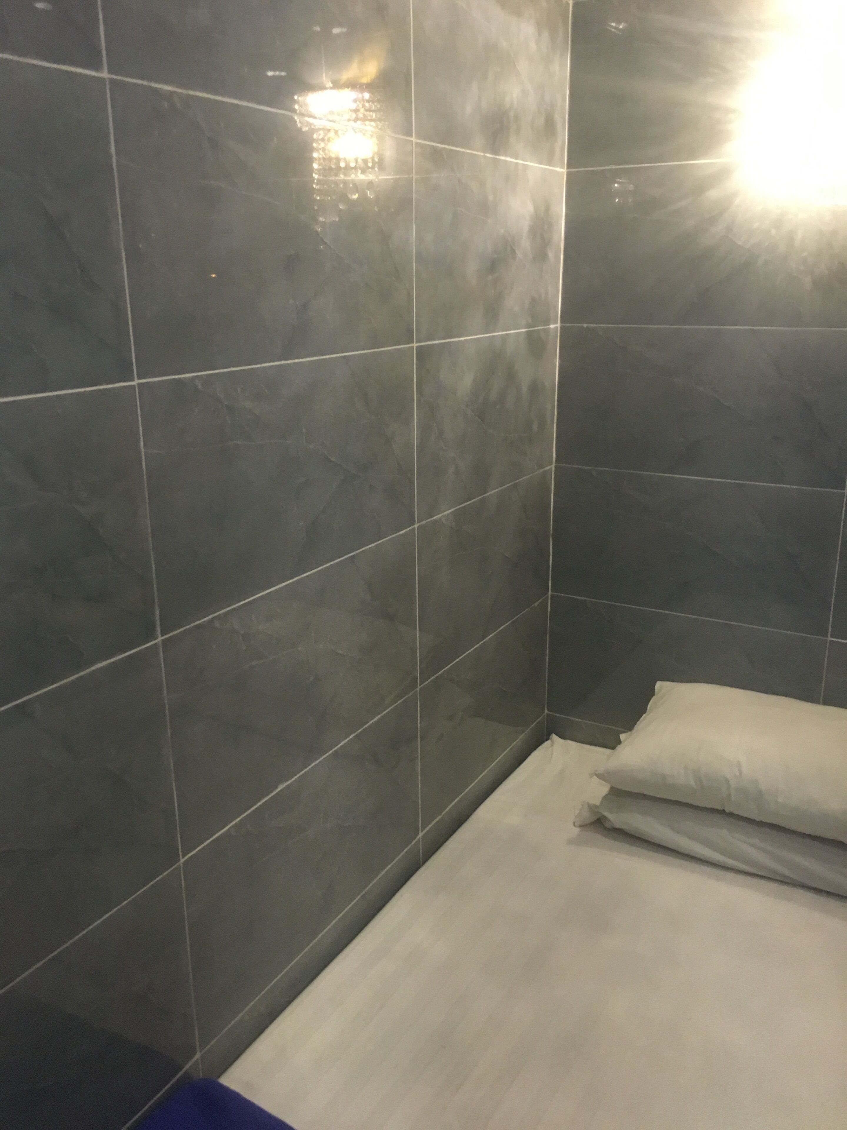 Soundproofing, free WiFi, bed sheets