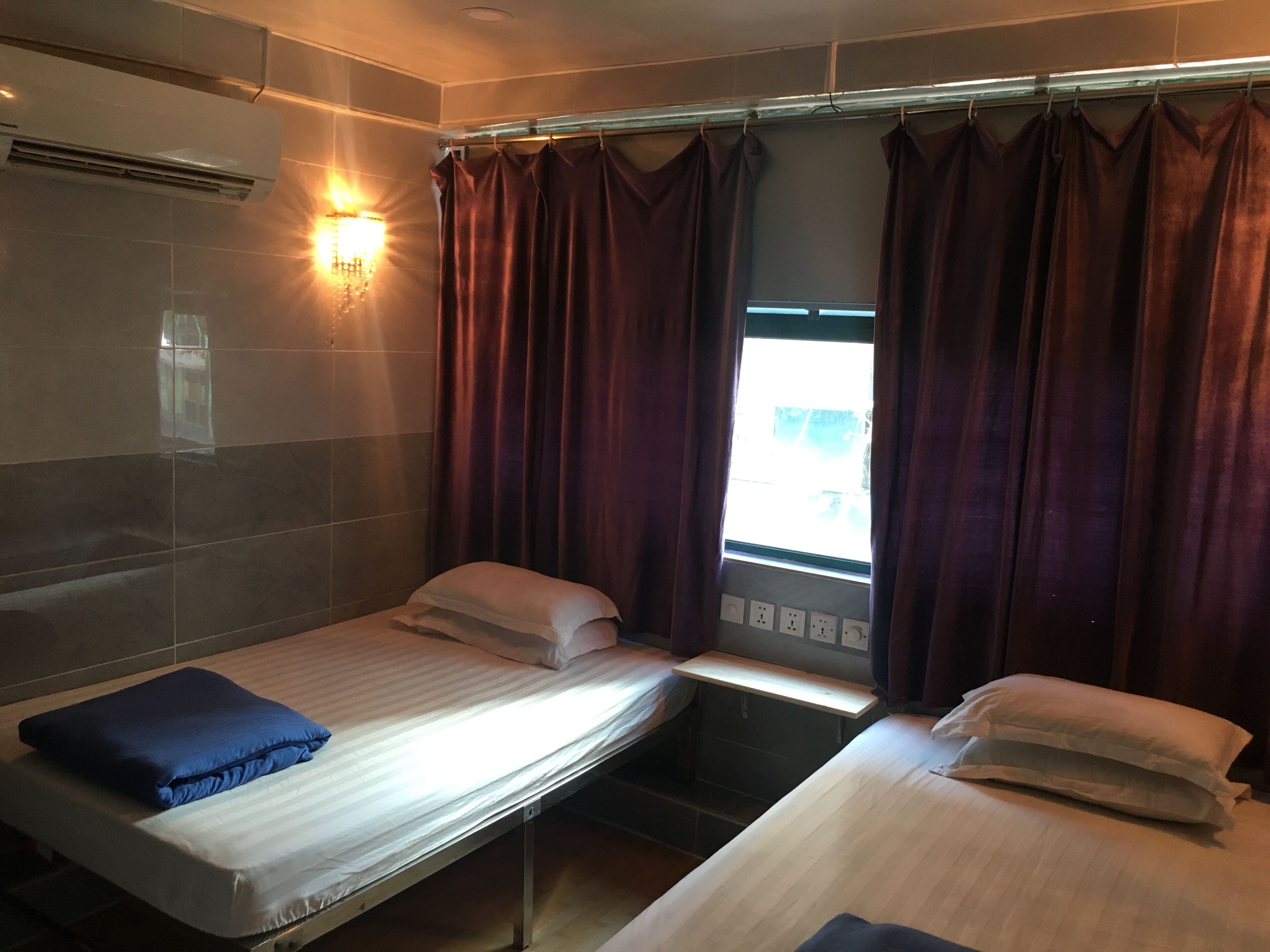 Soundproofing, WiFi (free), bed sheets