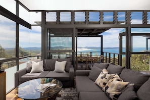 Télévision, espaces bureaux