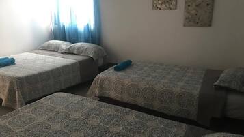 2 bedrooms, free WiFi, bed sheets