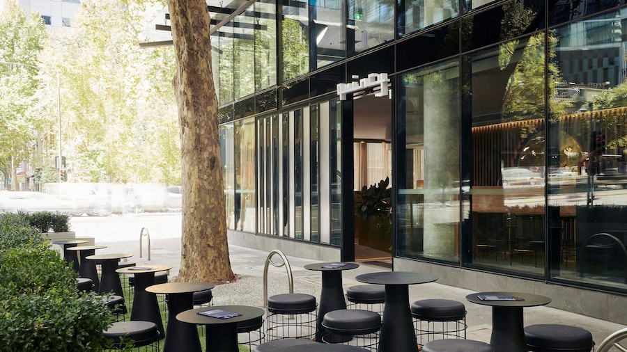 Quincy Hotel Melbourne