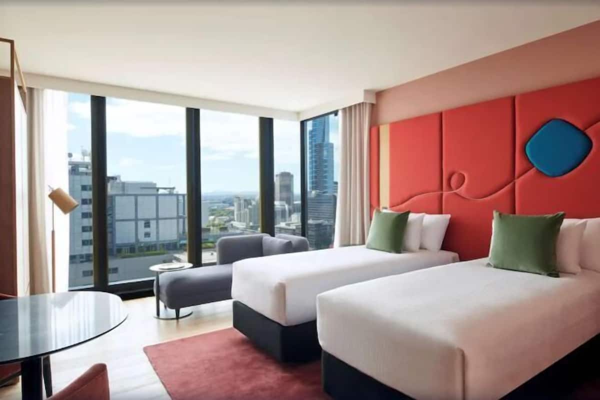 Premium bedding, pillowtop beds, minibar, in-room safe