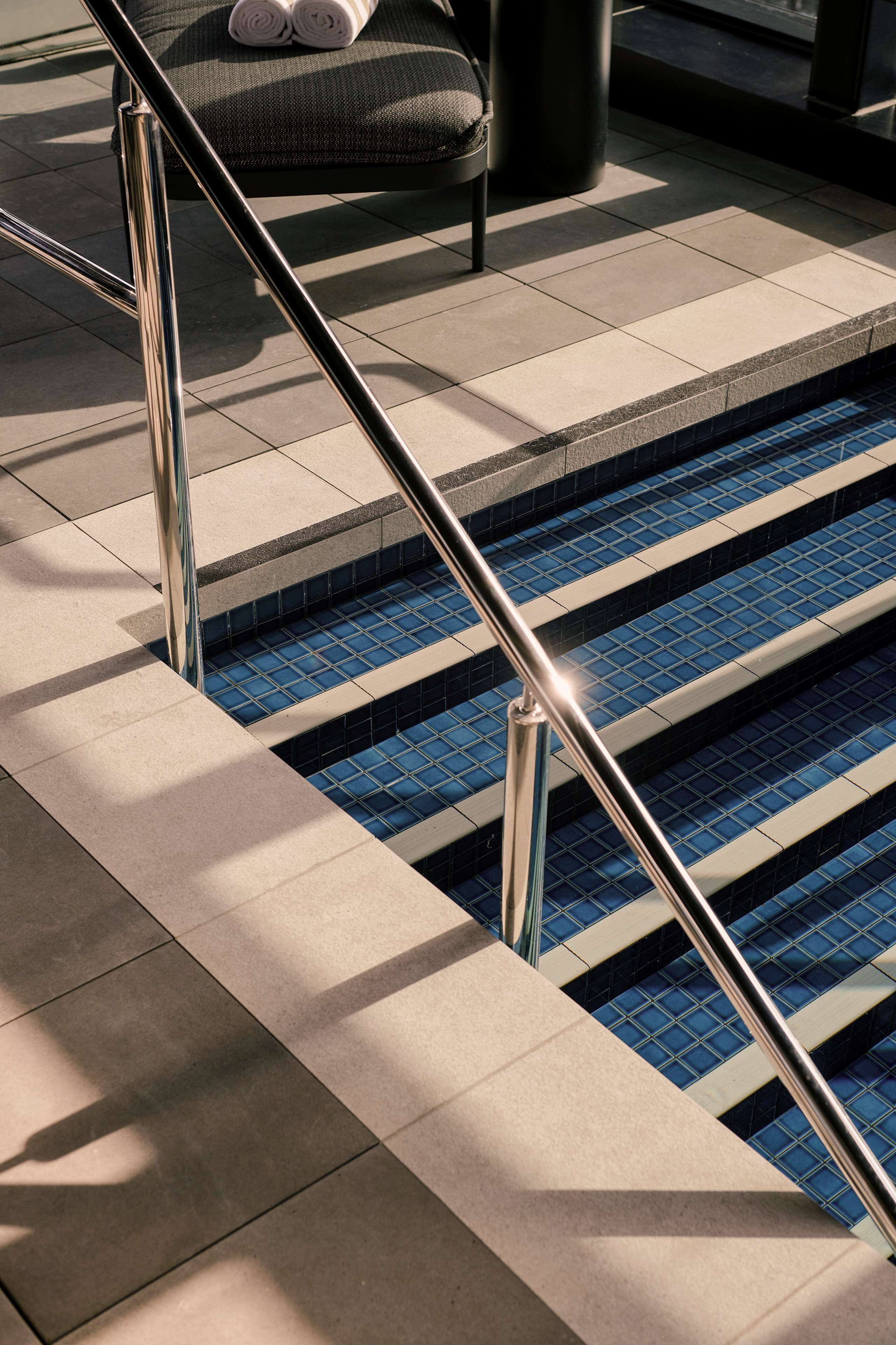 indoor pool, pool loungers