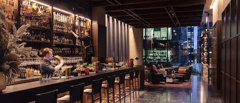 Cocktail bar