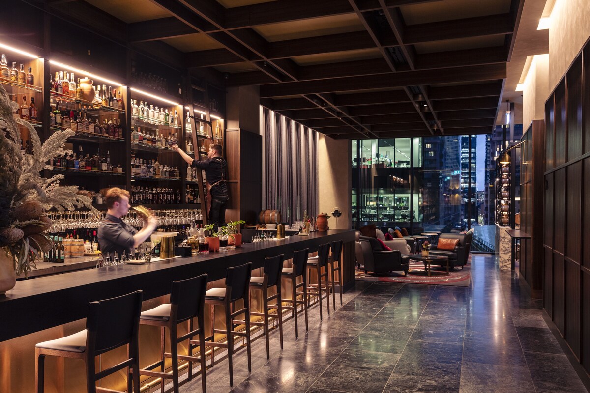Next Hotel Melbourne, Curio Collection by Hilton