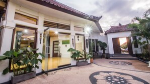Unclassified image, 5 of 45, button - Bona Green House Bali by EPS (Gianyar)