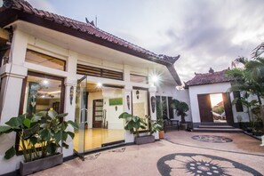 Exterior detail - Bona Green House Bali by EPS (Blahbatuh)