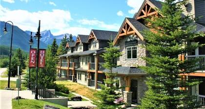 Luxurious Multi-level Condo in Premium Resort