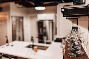 Interior - Combine Two Luxury Condos ~ Large Groups ~ Pool ~ Near Downtown ~ Gated Free Parking ~ Shuffleboard (Nashville)