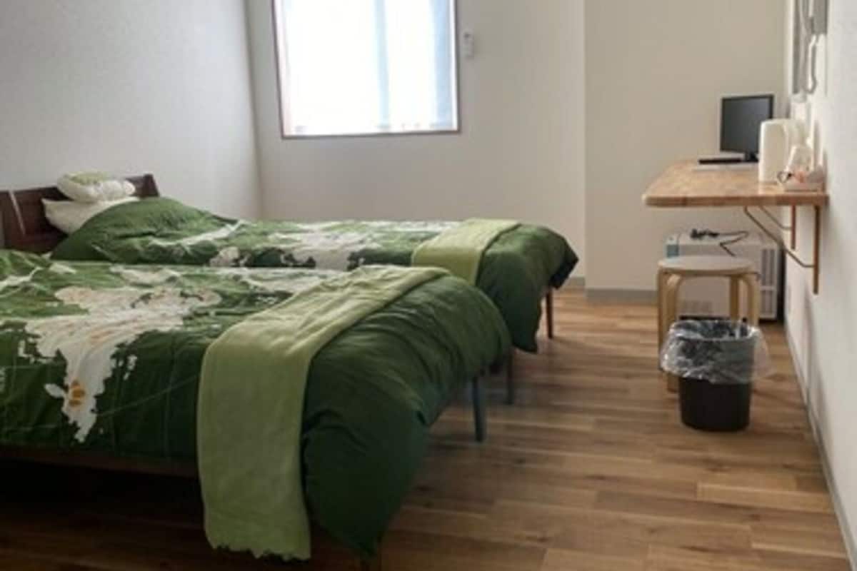 Twin Room | Free WiFi