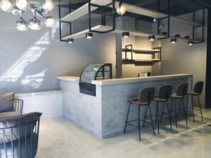 Lobby sitting area - Meet 57 Homestay (Zhuqi)