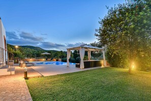 Property grounds - CASA FENIX (Sant Josep de Sa Talaia / San Jose)