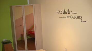 Apartment | 2 bedrooms, free WiFi, bed sheets