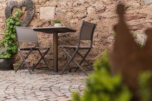Courtyard - Schlafplätzle (Karlstadt)