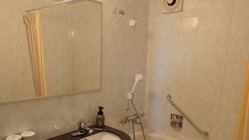 وحدات دش مع أحواض استحمام، حوض استحمام عميق