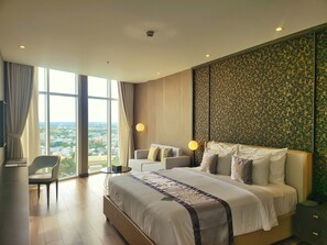 Room (Elite Suite) | Bar mini, peti besi dalam bilik, Wi-fi percuma 