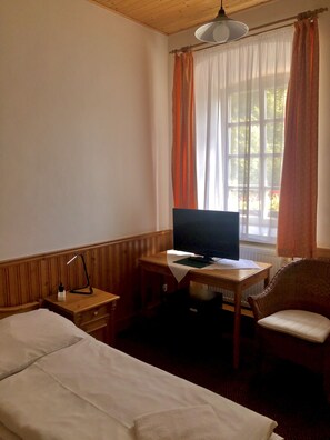 Desk, free WiFi - Pension Herman (Rudník)
