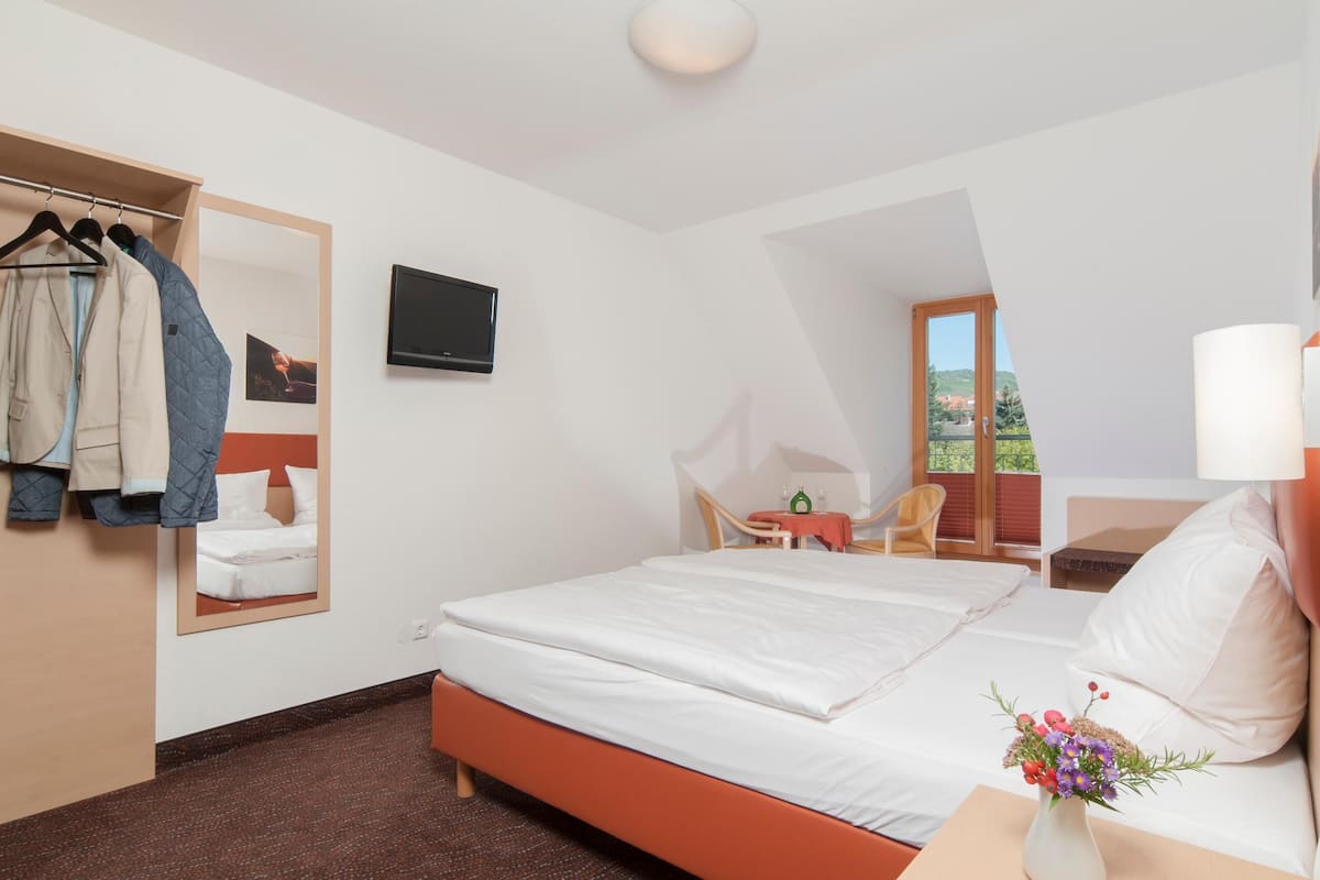 Double Room | WiFi (free)