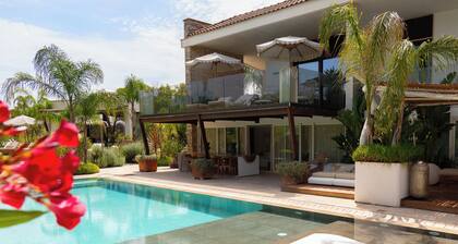 Luxury Villa Flora