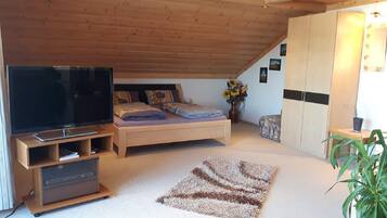 Apartment | 2 bedrooms, free WiFi