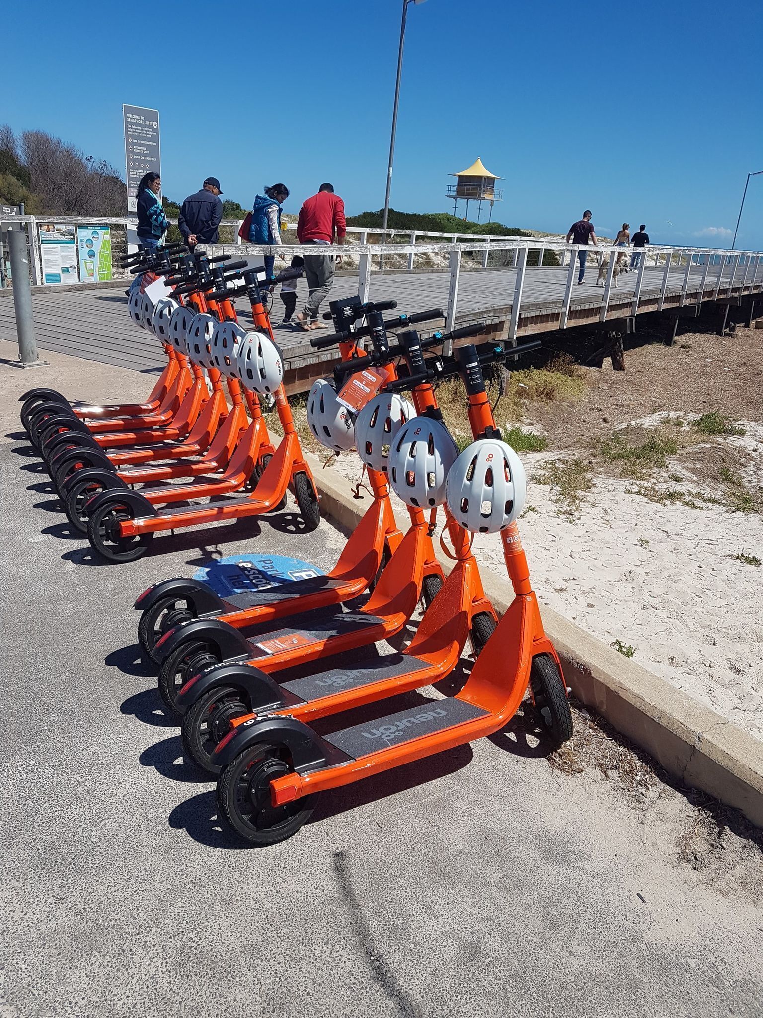 Semaphore Sea Breeze-Family Beach/Pool Holiday. 450m to Beach. 20 min to airport — image 26