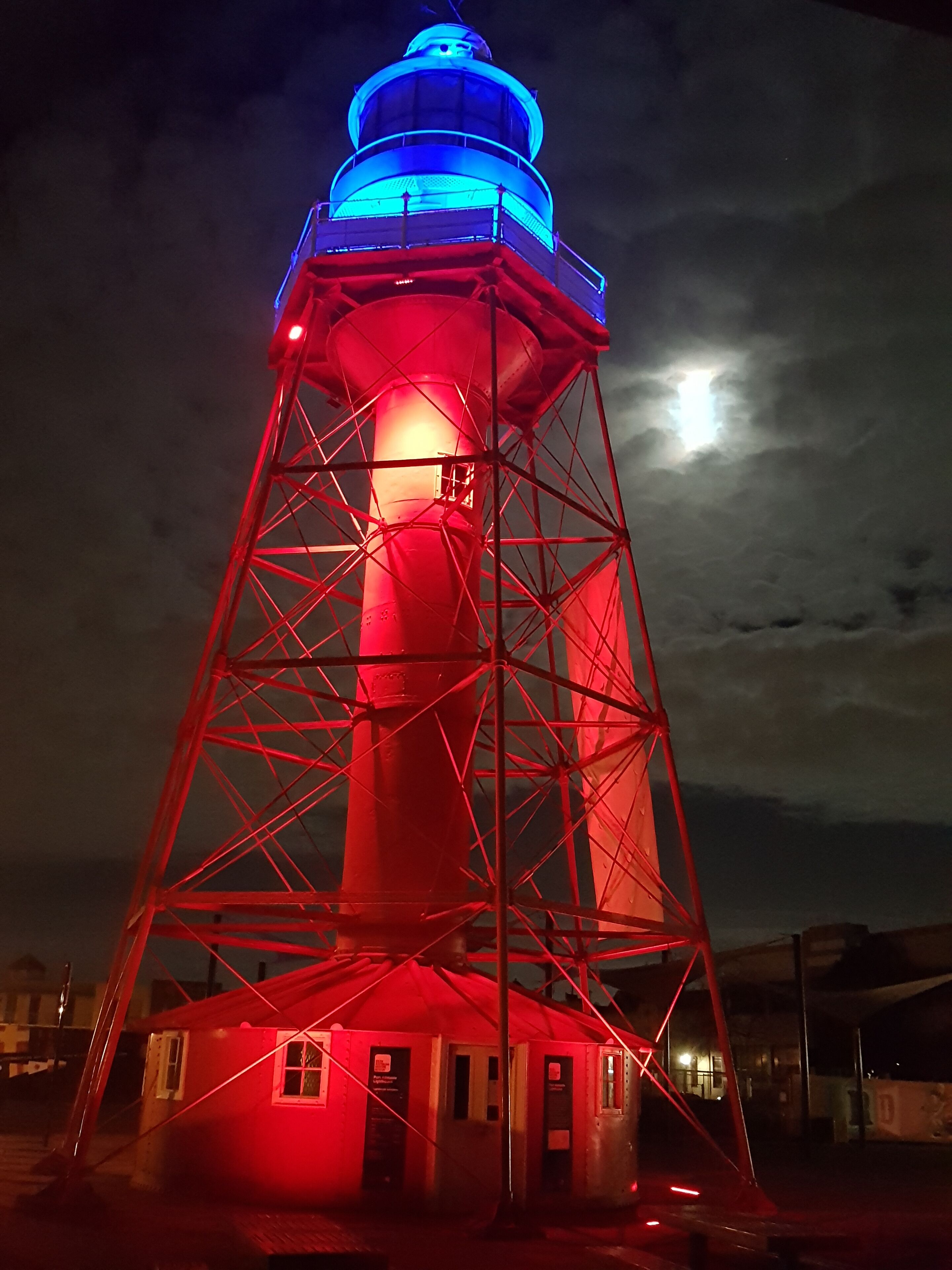 Semaphore Sea Breeze-Family Beach/Pool Holiday. 450m to Beach. 20 min to airport — image 22