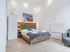 Apartment | Interior - Modern Apartment Wiener Stadthalle 1 (Vienna)