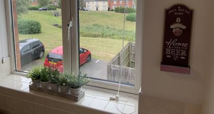 The coach house views netflix sleeps 5