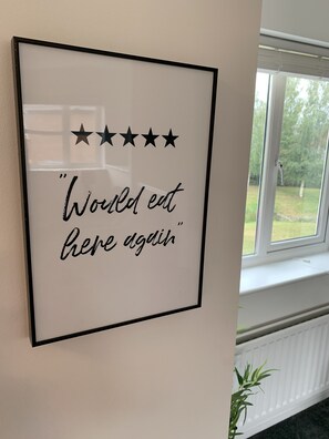 Interior - The coach house views netflix sleeps 5 (Leicester)