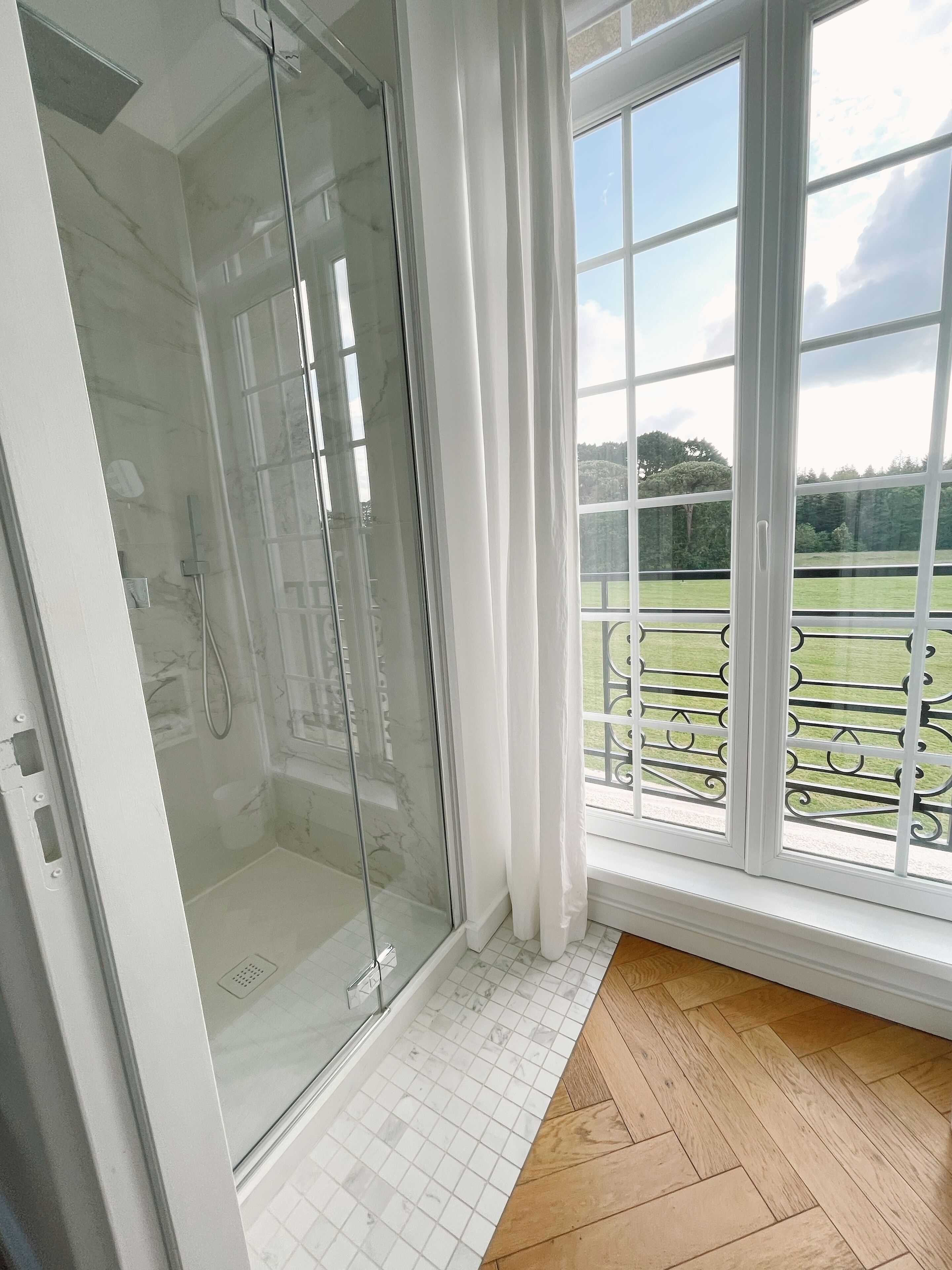 double room, park view | bathroom | shower, free toiletries, hair dryer, bathrobes