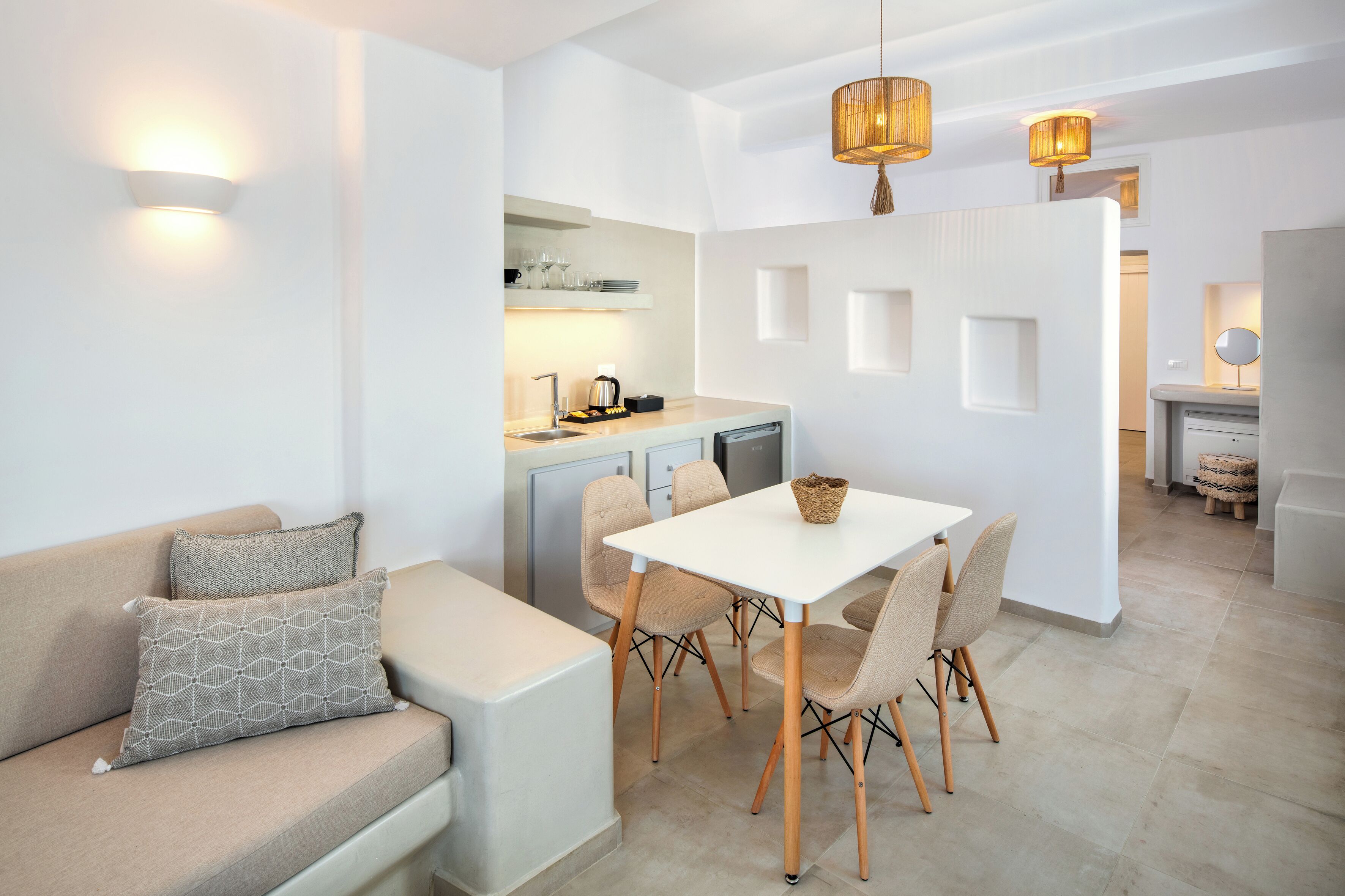 Suite Supérieure (Outdoor Hot Tub) | Coffres-forts dans les chambres, décoration personnalisée