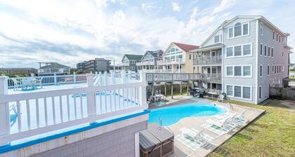 K1299 BLUE CRUSH. Oceanfront, Ocean Views, Private Pool, Elevator, Pets OK!