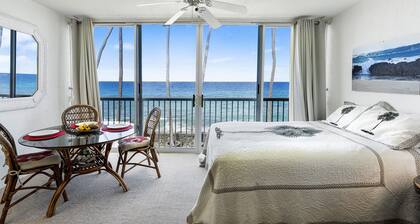 KONA MAGIC SANDS#213 2ND FLOOR DIRECT BEACHFRONT, BEST VIEWS IN KONA!